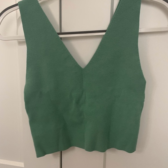 Leith Sleeveless V-neck Tank M - Picture 2 of 2